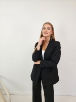 Czarny, przedłużany żakiet damski typu oversize  Katarzyna 512